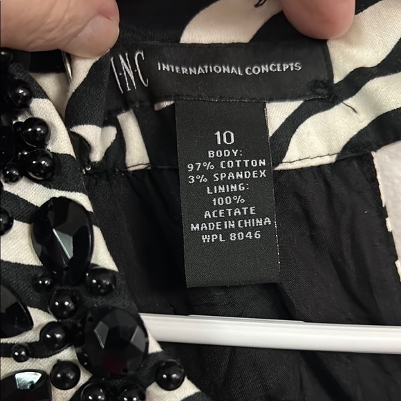 Black and White Zebra Print Dress - Picture 2 of 4